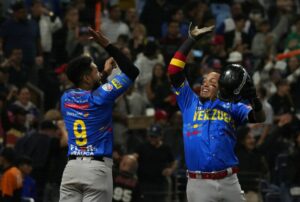 Venezuela y Dominicana en semifinales de la Serie del Caribe