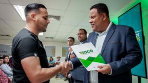 Alcaldía entrega 75 Licencias de Actividades Económicas a emprendedores de Maracaibo – SuNoticiero