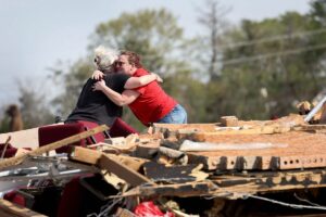 Biden visitar Misisipi tras la devastacin ocasionada por un tornado que dej al menos 25 muertos