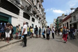 Ciudadanos en Cuba esperan un parlamento más activo y centrado en emergencias