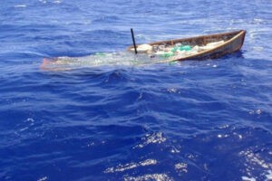 Continúa la búsqueda de desaparecidos por naufragio de dos peñeros en Nueva Esparta (+Video)