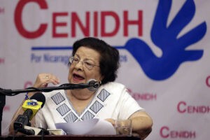Daniel Ortega cierra la Asociacin de Mujeres con Cncer y Cuba prohbe la marcha del 8-M