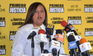 Dinorah Figuera actuará como presidenta interina