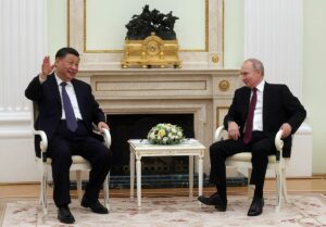 EEUU dice que "el mundo no debe dejarse engaar" por un posible plan de paz de Rusia y China para Ucrania