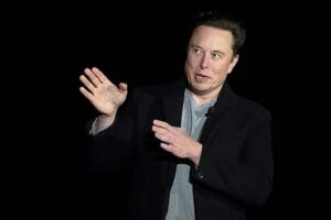 Elon Musk espera lanzar su nave espacial totalmente reutilizable el mes que viene