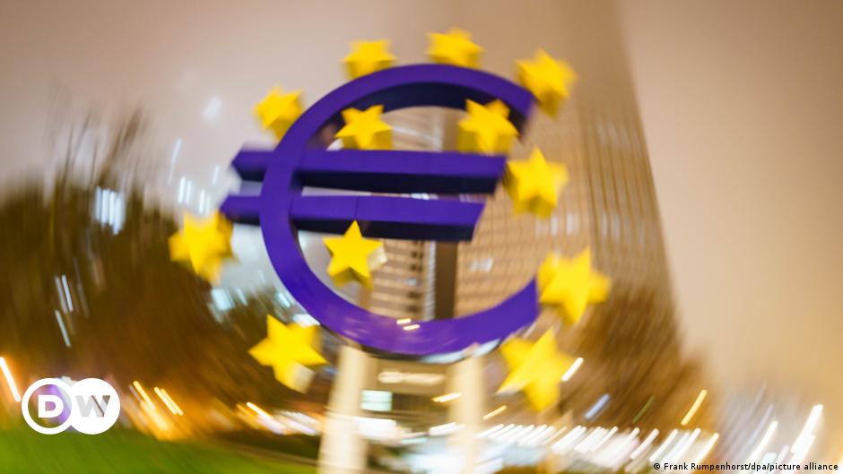 En Europa y Estados Unidos los bancos centrales juegan con fuego | Economía | DW