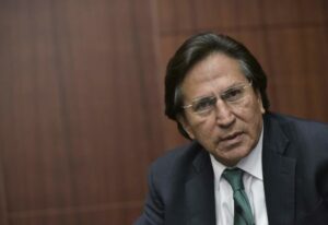 Expresidente Toledo demandó a EEUU para retrasar extradición a Perú