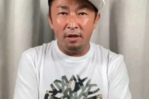 Expulsan a diputado japonés por nunca ir a trabajar para dedicarse a su canal de farándula en Youtube
