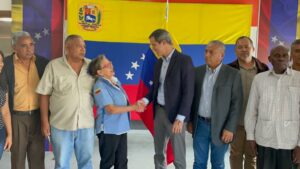 Guaidó procura apoyo de organizaciones minoritarias de cara a la primaria