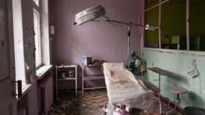 "Hemos encontrado minas antipersona en hospitales de Ucrania en funcionamiento"