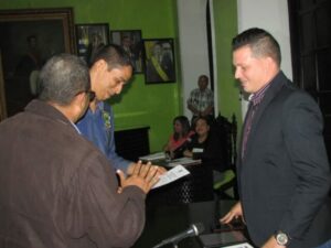 Juramentan a Jeremy Santamaría como concejal en Angostura del Orinoco | Diario El Luchador