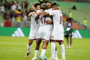 La Vinotinto derrotó 2-1 a Arabia Saudí con goles de Josef Martínez y Salo Rondón en el debut de Bocha Batista como DT (+Videos)