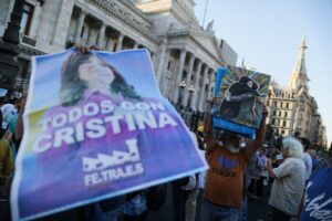 La publicación de los fundamentos de la condena contra Cristina Kirchner divide de nuevo a Argentina
