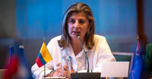 La viceministra Laura Gil se va de la Cancillería: le ofrecieron otro cargo