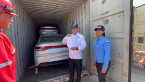 Llegaron 2.000 vehículos iraníes y 100 tractores a Venezuela: La venta se realizará por el código QR (Detalles) - AlbertoNews