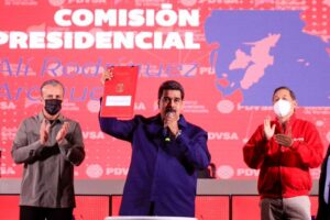 Maduro elimina comisión en Pdvsa que presidía El Aissami
