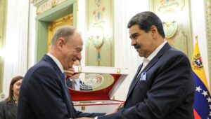 Maduro recibe a funcionario ruso a un año de la invasión a Ucrania