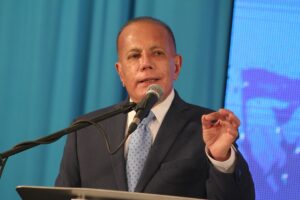 Manuel Rosales no descarta apoyar a otro candidato en las primarias - AlbertoNews