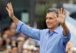 Mauricio Macri renuncia a ser candidato a presidente y la incgnita es qu har Cristina Kirchner