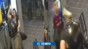 Medellin: mujer se enfrentó a hombre armado que la robó frente a sus hijos - Medellín - Colombia