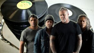 Metallica está vendiendo tantos discos de vinilo que han comprado su propia fábrica - AlbertoNews