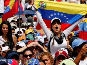 Mujeres deben ocupar más espacios de decisión dentro de la política en Venezuela