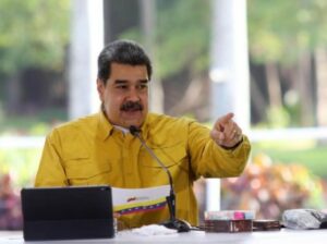 Nicolás Maduro da falso positivo a covid-19