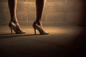 Sexagenaria condenada en España por captar mujeres para la prostitución