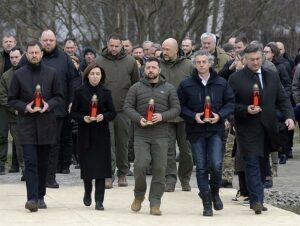 Ucrania recuerda la masacre de Bucha un año después y pide castigo para Rusia