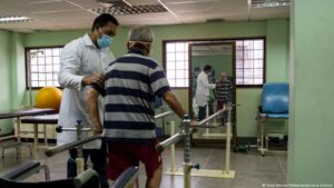 Unos 42.000 profesionales de la salud se han ido de Venezuela, según la FMV – SuNoticiero