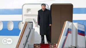 Xi Jinping abandona Rusia tras cumbre con Putin en el Kremlin | El Mundo | DW