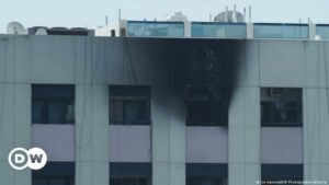 Al menos 16 muertos en el incendio de un edificio en Dubái | El Mundo | DW