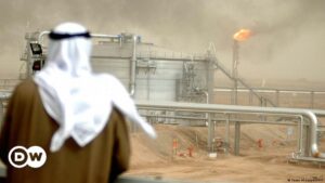 Comité OPEP+ se reúne este 3 de abril tras nuevo pacto para reducir oferta de crudo | El Mundo | DW