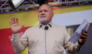 Diosdado Cabello: Odian a Tibisay Lucena porque no tenía precio y no pudieron comprarla