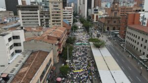 EN VIVO: siga las marchas de la oposición en contra de reformas de Petro - Otras Ciudades - Colombia