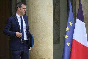 El Gobierno francés informa de que la reforma de las pensiones entrará en vigor el 1 de septiembre