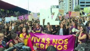 El feminicidio de 3 jóvenes causa indignación en Ecuador
