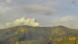 En VIVO: volcán Nevado del Ruiz temblores y ceniza mantienen alerta naranja - Otras Ciudades - Colombia