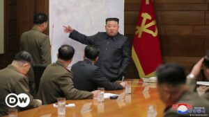 Kim Jong-un amaga con disuasión norcoreana "más ofensiva" | El Mundo | DW