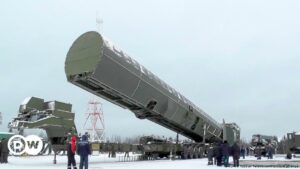 La OTAN descarta respuesta nuclear al envío de armas tácticas a Bielorrusia | El Mundo | DW