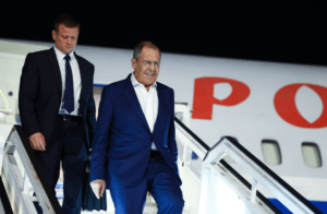 Lavrov llegó a Cuba para felicitar a Díaz-Canel por conservar el poder