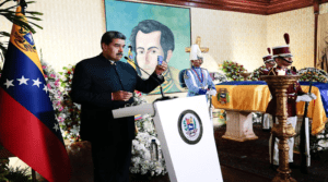 Maduro rindió homenaje en capilla ardiente a Tibisay Lucena – SuNoticiero
