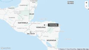 Naufraga una embarcación con alrededor de 20 tripulantes en Honduras