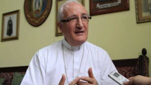 Obispo español en Honduras rechaza gobierno de Nicaragua