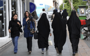 Régimen de Irán anunció la entrada en vigor de la Ley del Hiyab y la Castidad Pública