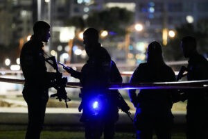 Un muerto y al menos cinco heridos en un nuevo ataque en Tel Aviv