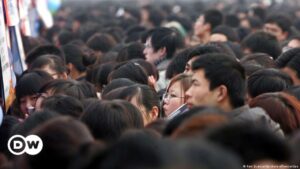 Desempleo juvenil récord en China: más de 20 por ciento | Economía | DW