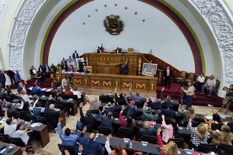 Asamblea Nacional controlada por el chavismo comenzó “consulta pública” sobre ley que pretende “suspender o disolver” las ONG