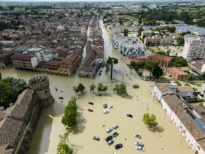 Aumentan a 14 los muertos por las inundaciones del noreste de Italia
