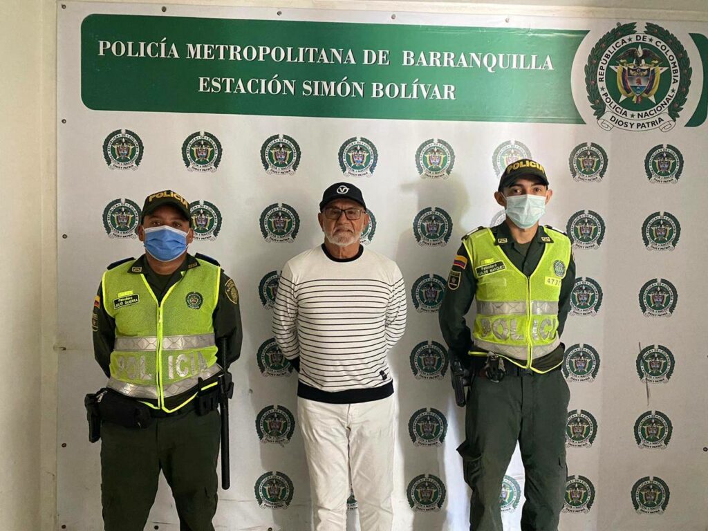 Bernardo Hoyos: revocan prisión domiciliaria en Barranquilla - Barranquilla - Colombia